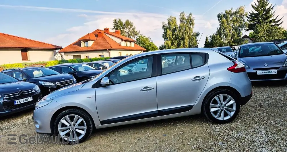 RENAULT Megane 1.6 16V 110 Paris Business