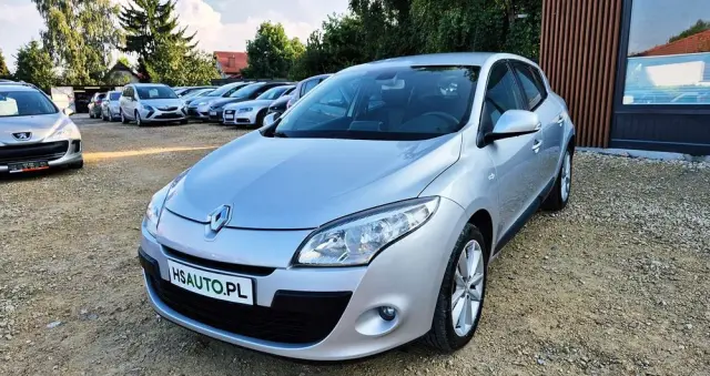 RENAULT Megane 1.6 16V 110 Paris Business