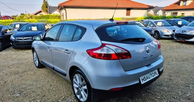 RENAULT Megane 1.6 16V 110 Paris Business