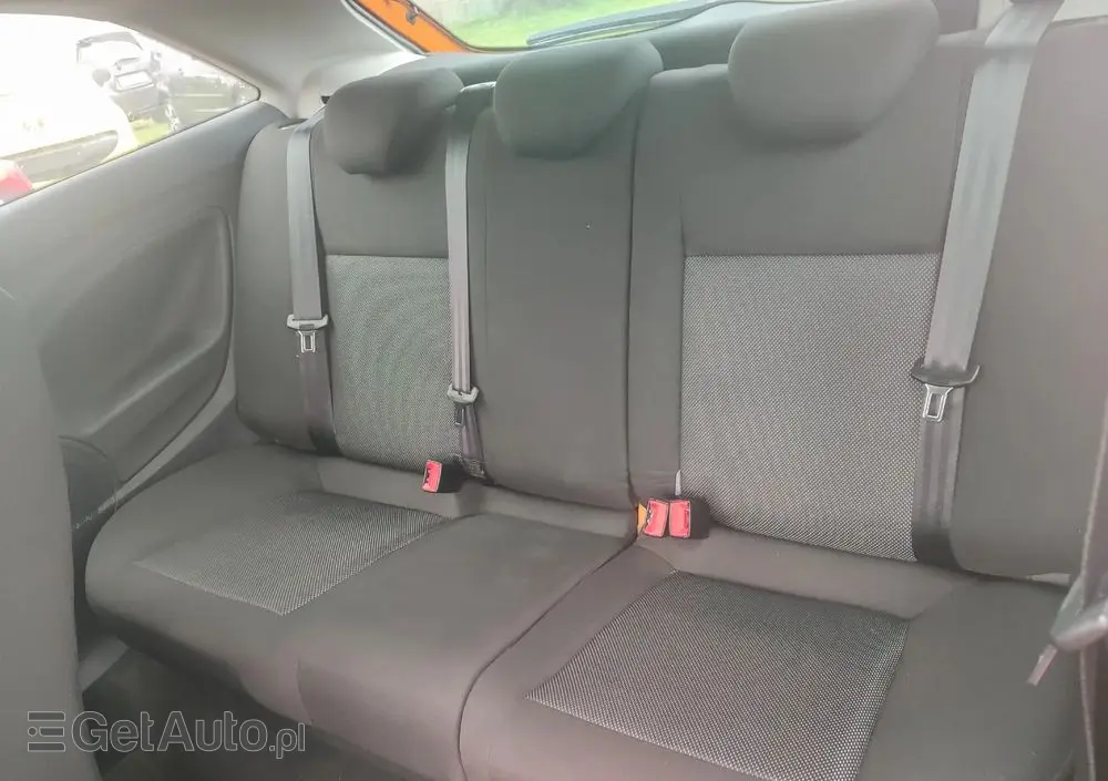 SEAT Ibiza SC 1.4 16V Sport