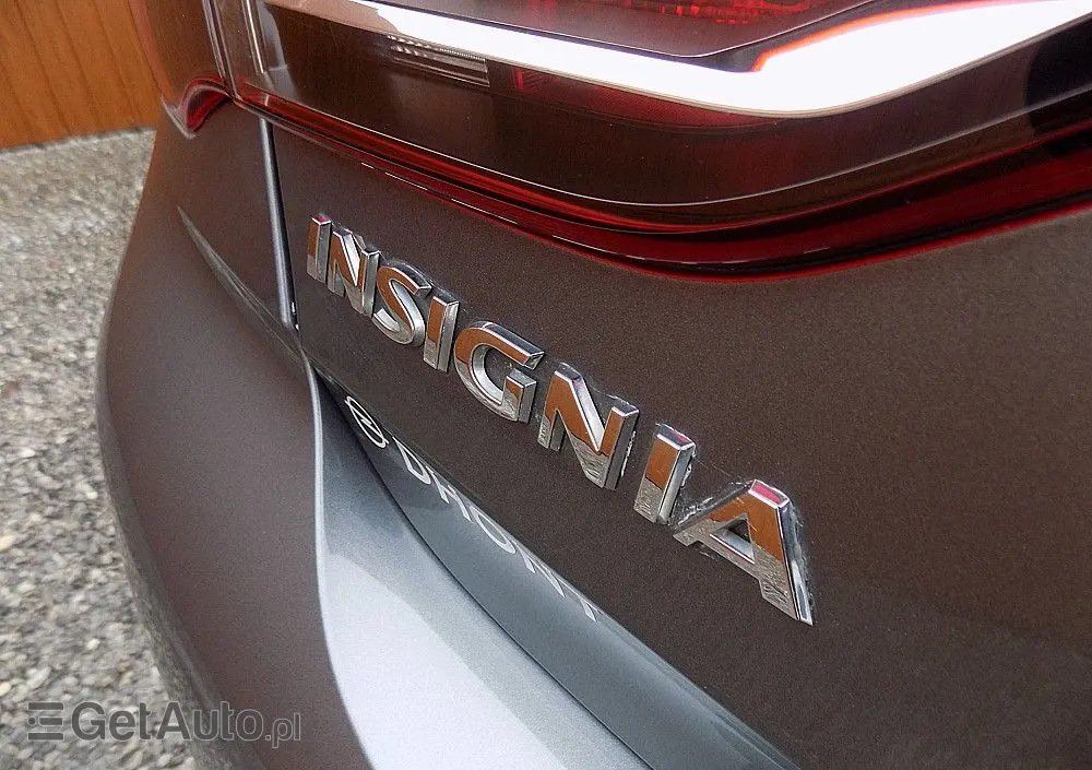 OPEL Insignia Sp 1.5 ECOTEC Direct InjectionTurbo Business Edition