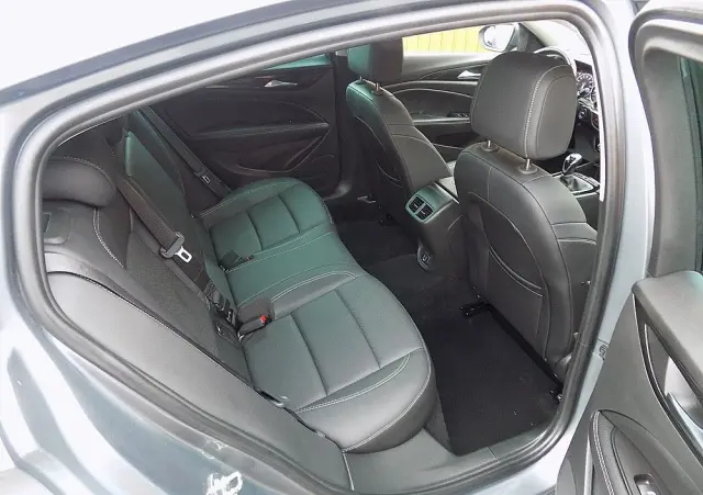 OPEL Insignia Sp 1.5 ECOTEC Direct InjectionTurbo Business Edition