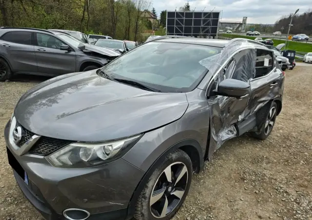 NISSAN Qashqai 1.2 DIG-T 360