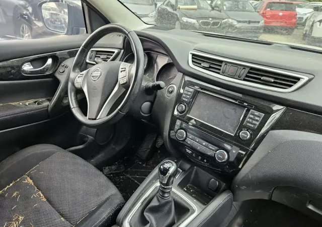 NISSAN Qashqai 1.2 DIG-T 360