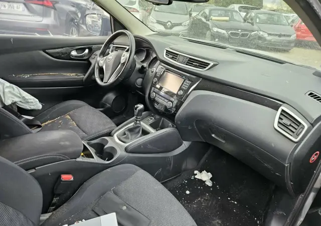 NISSAN Qashqai 1.2 DIG-T 360