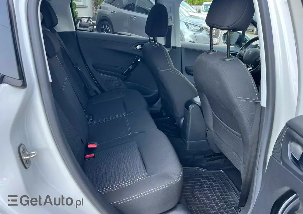 PEUGEOT 208 1.2 PureTech GPF Allure S&S EAT6