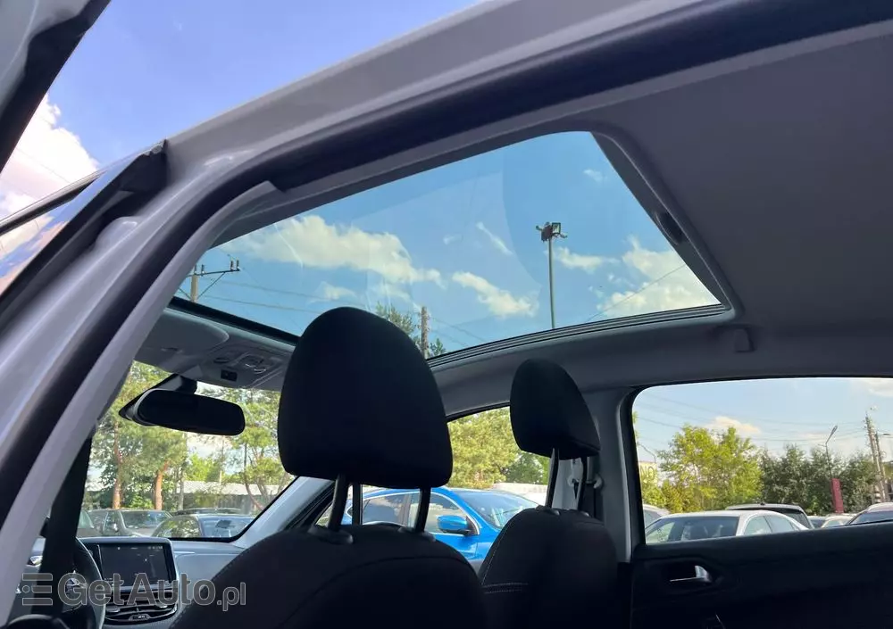 PEUGEOT 208 1.2 PureTech GPF Allure S&S EAT6