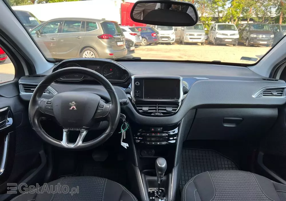 PEUGEOT 208 1.2 PureTech GPF Allure S&S EAT6