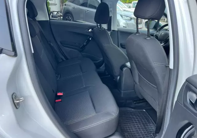 PEUGEOT 208 1.2 PureTech GPF Allure S&S EAT6