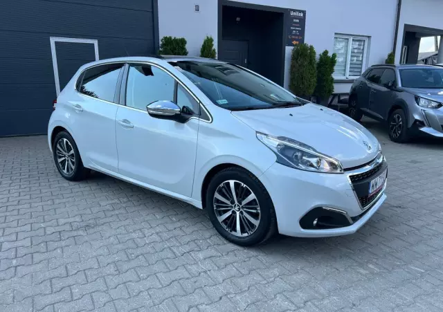 PEUGEOT 208 1.2 PureTech GPF Allure S&S EAT6