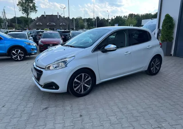 PEUGEOT 208 1.2 PureTech GPF Allure S&S EAT6