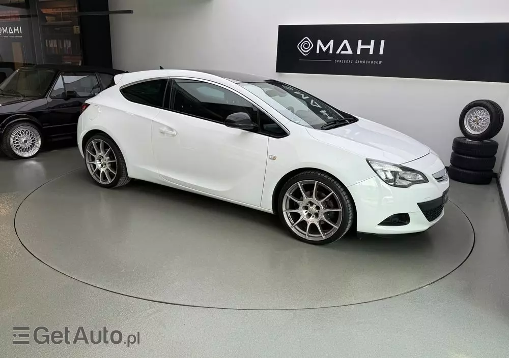 OPEL Astra GTC 1.6 SIDI Turbo ecoFLEX Start/Stop Innovation