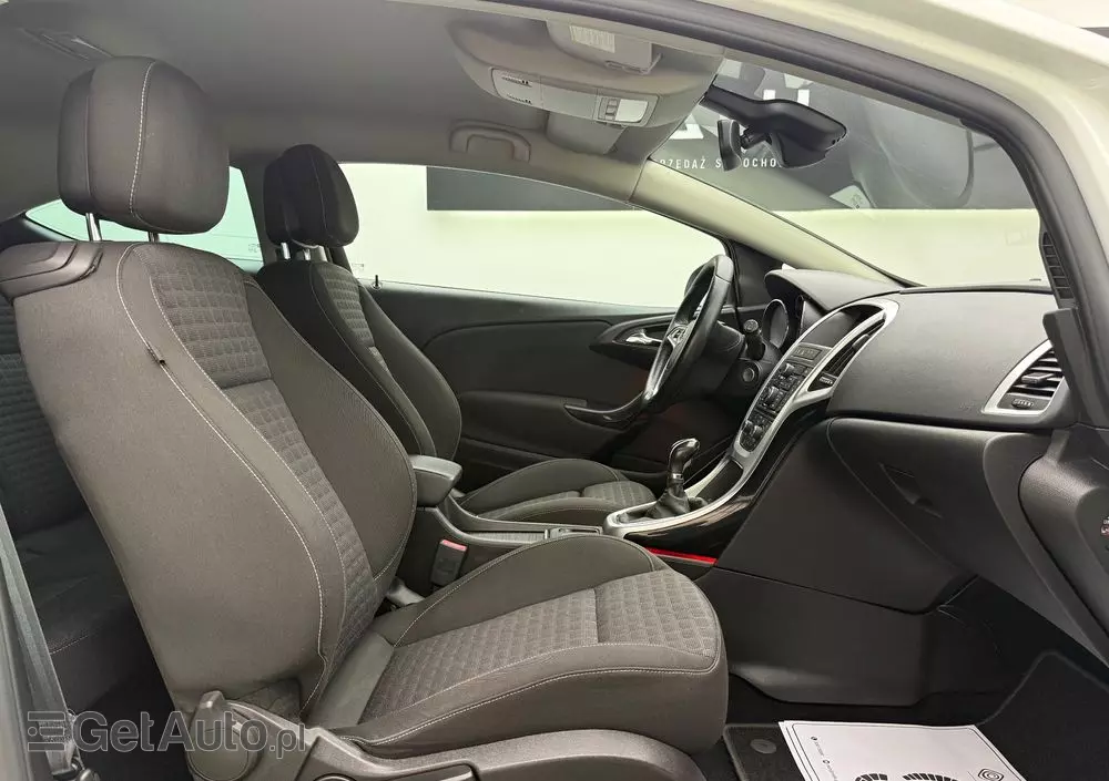 OPEL Astra GTC 1.6 SIDI Turbo ecoFLEX Start/Stop Innovation