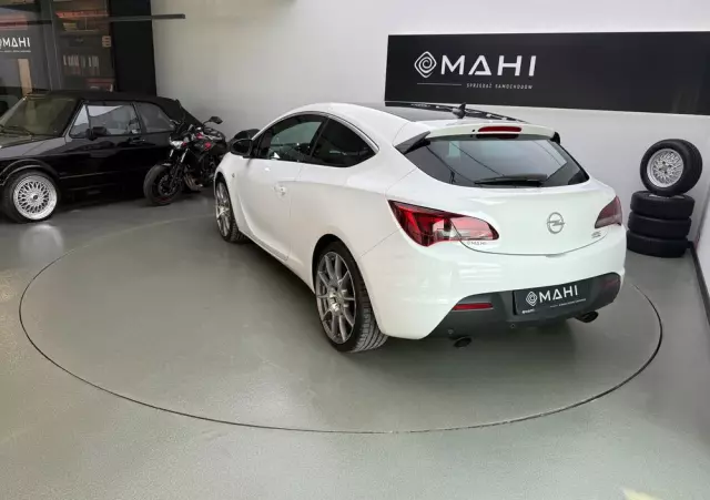 OPEL Astra GTC 1.6 SIDI Turbo ecoFLEX Start/Stop Innovation