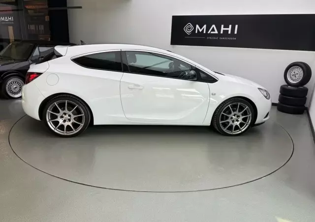 OPEL Astra GTC 1.6 SIDI Turbo ecoFLEX Start/Stop Innovation