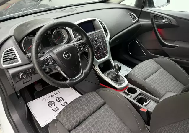 OPEL Astra GTC 1.6 SIDI Turbo ecoFLEX Start/Stop Innovation