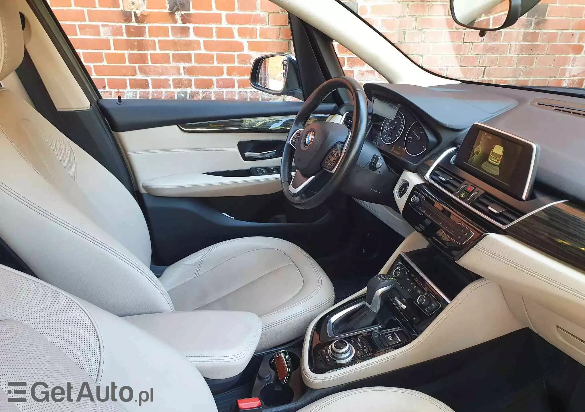 BMW Seria 2 218d Active Tourer Luxury Line