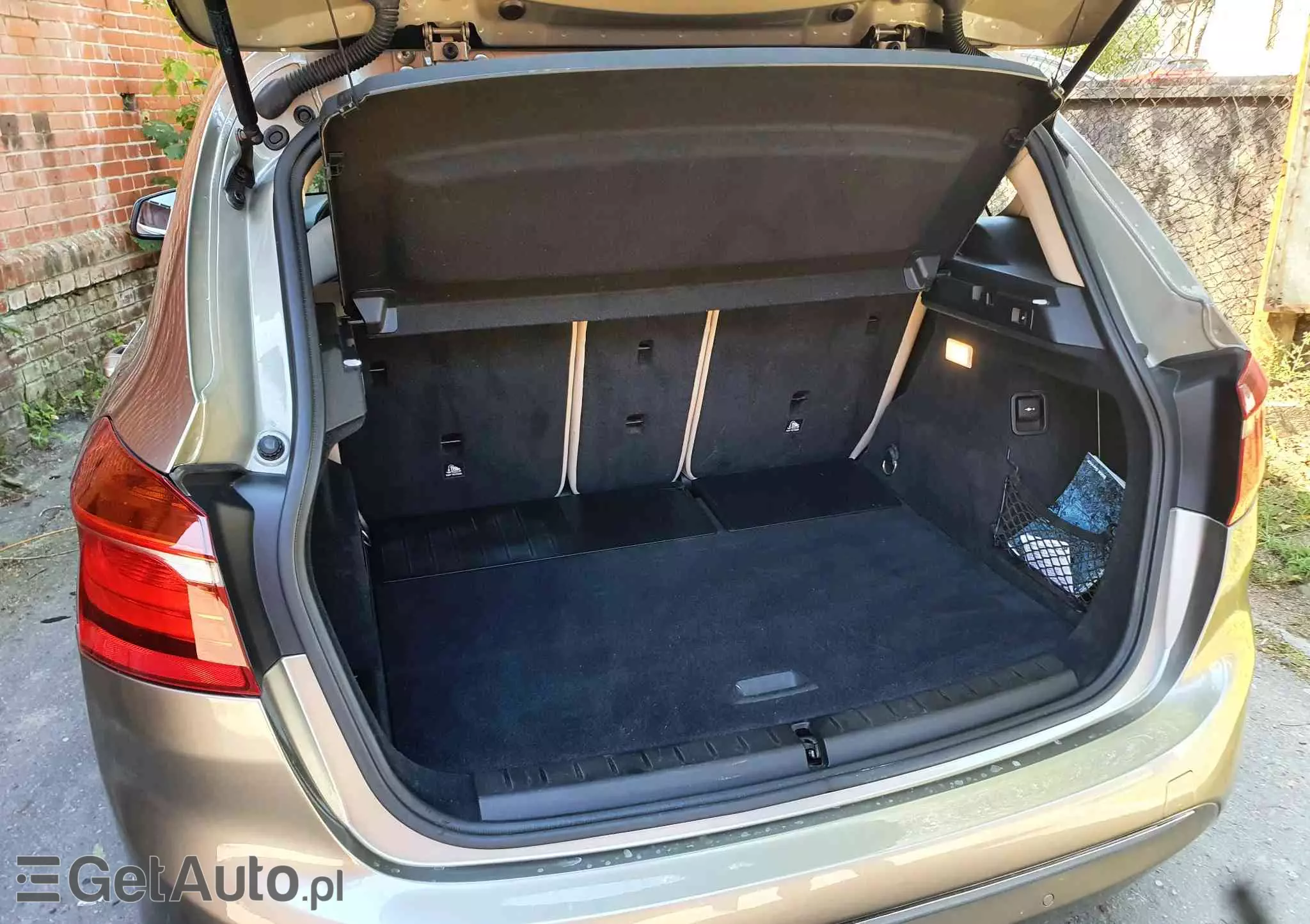 BMW Seria 2 218d Active Tourer Luxury Line