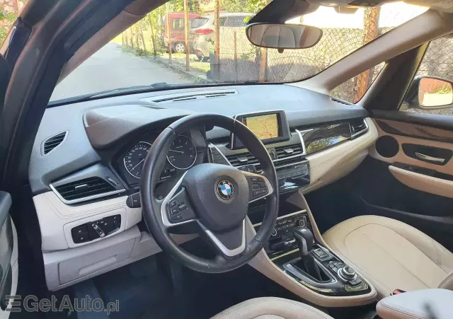 BMW Seria 2 218d Active Tourer Luxury Line