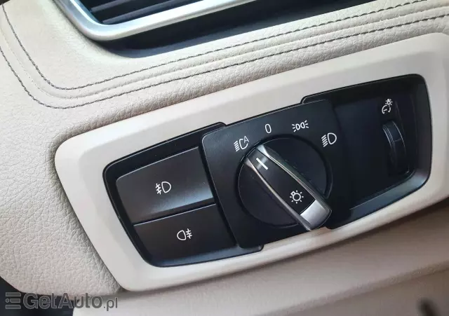 BMW Seria 2 218d Active Tourer Luxury Line