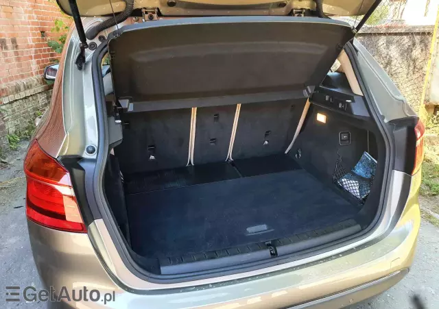 BMW Seria 2 218d Active Tourer Luxury Line