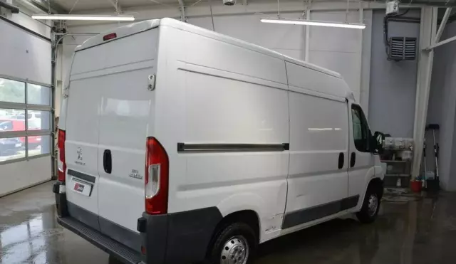PEUGEOT Boxer 