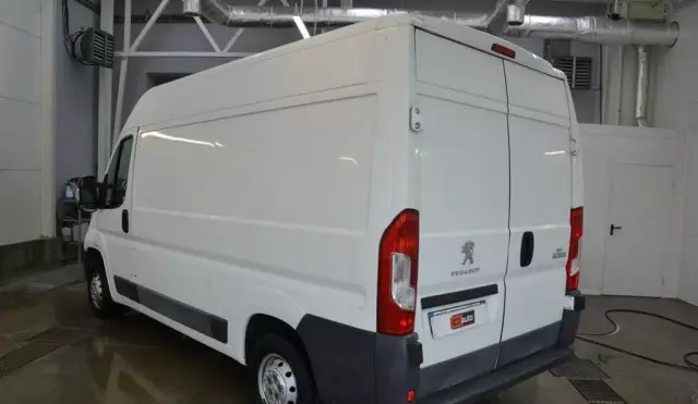 PEUGEOT Boxer 
