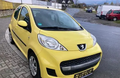 PEUGEOT 107 