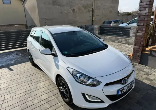 HYUNDAI I30 1.4 Premium