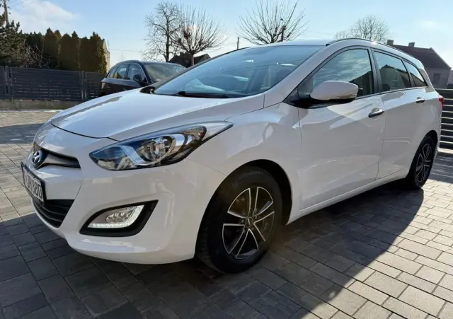 HYUNDAI I30 1.4 Premium