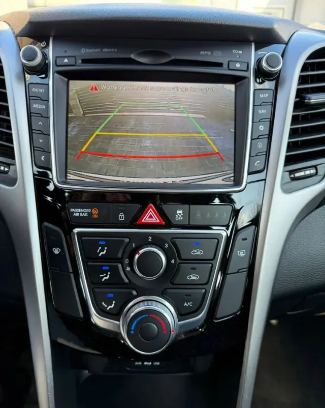 HYUNDAI I30 1.4 Premium