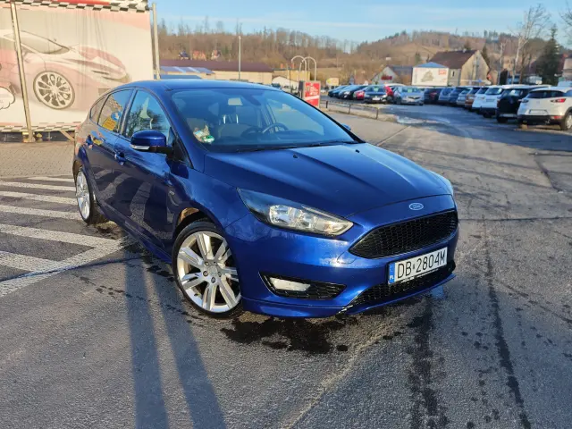 FORD Focus ST-Line Business