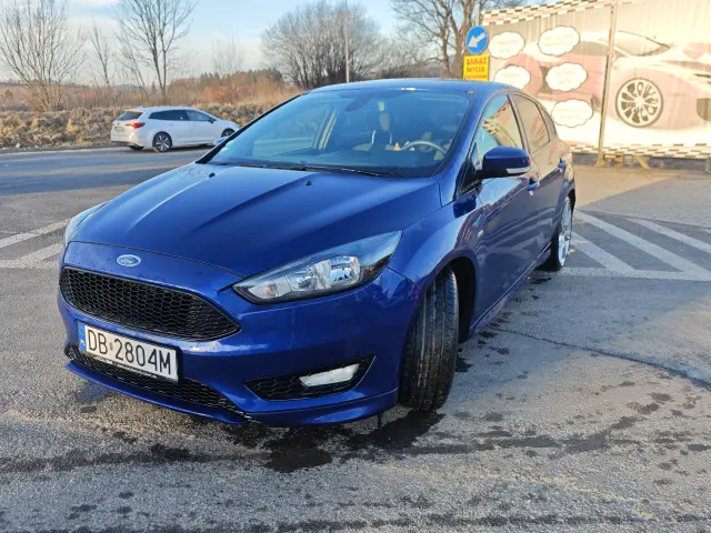 FORD Focus ST-Line Business