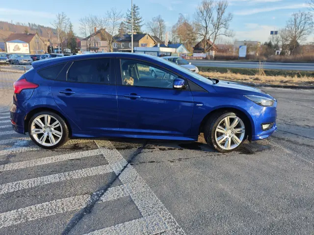 FORD Focus ST-Line Business