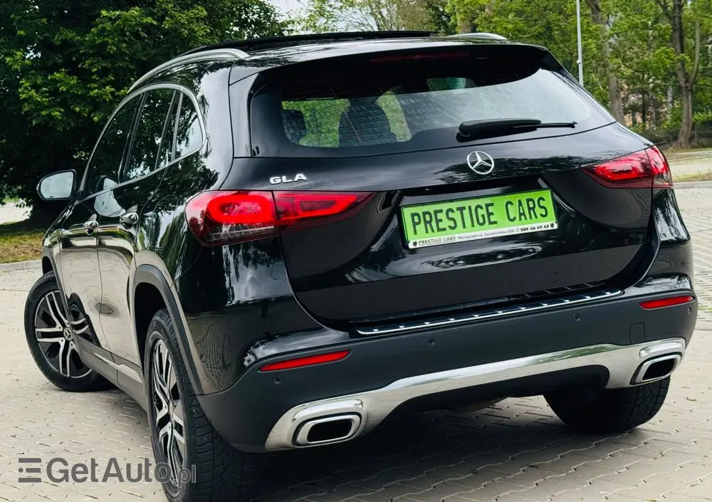 MERCEDES-BENZ GLA 200 d 8G-DCT Progressive