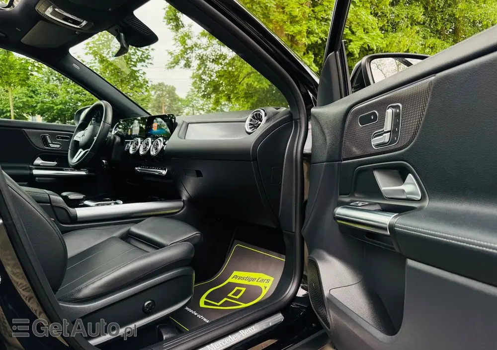 MERCEDES-BENZ GLA 200 d 8G-DCT Progressive