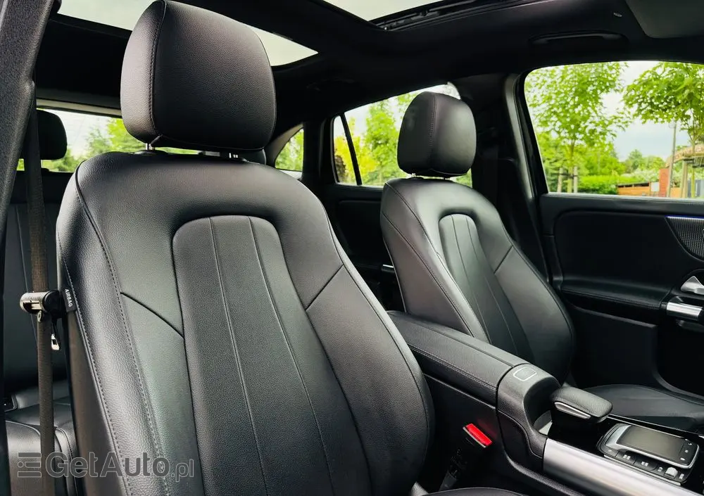 MERCEDES-BENZ GLA 200 d 8G-DCT Progressive