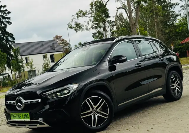 MERCEDES-BENZ GLA 200 d 8G-DCT Progressive