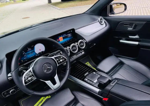 MERCEDES-BENZ GLA 200 d 8G-DCT Progressive