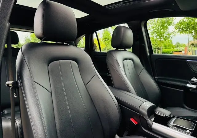 MERCEDES-BENZ GLA 200 d 8G-DCT Progressive