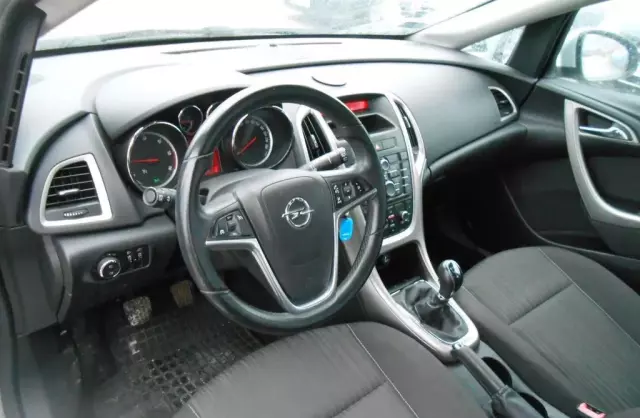 OPEL Astra 