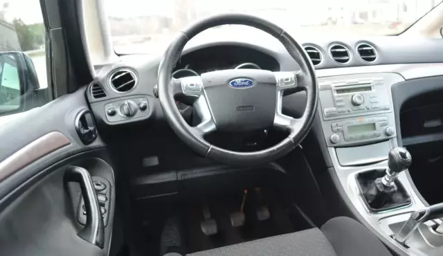 FORD S-MAX 
