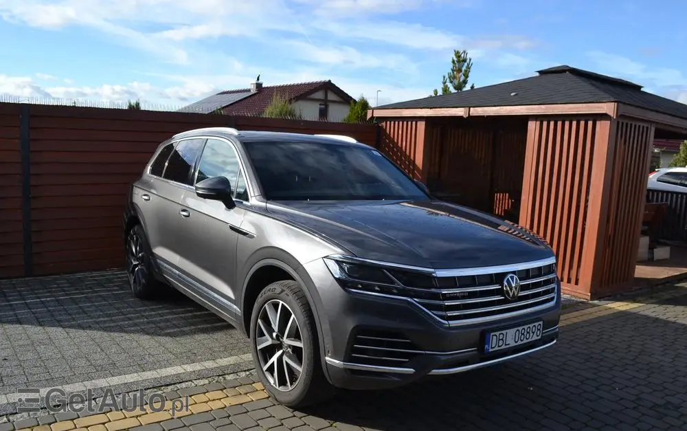 VOLKSWAGEN Touareg 3.0 V6 TFSI Plug-In Hybrid 4Mot Atmosphere