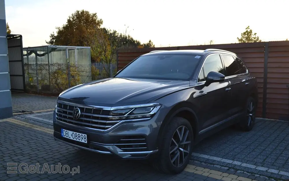 VOLKSWAGEN Touareg 3.0 V6 TFSI Plug-In Hybrid 4Mot Atmosphere