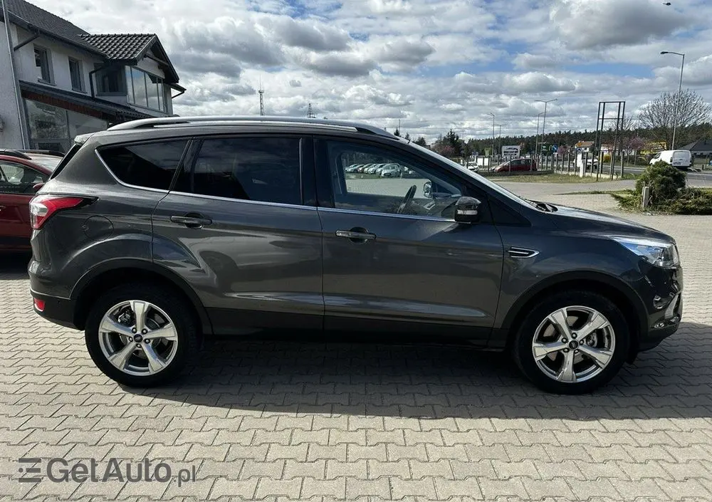 FORD Kuga 2.0 TDCi 4x4 Titanium
