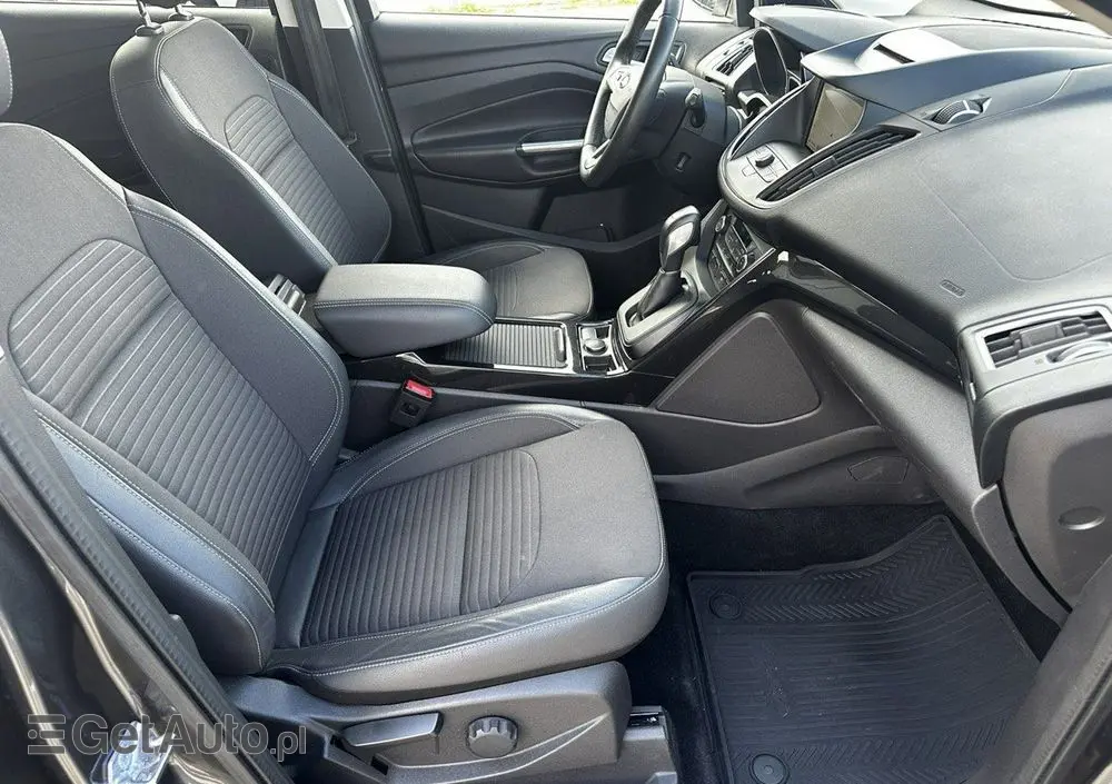 FORD Kuga 2.0 TDCi 4x4 Titanium
