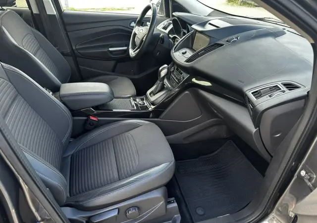 FORD Kuga 2.0 TDCi 4x4 Titanium