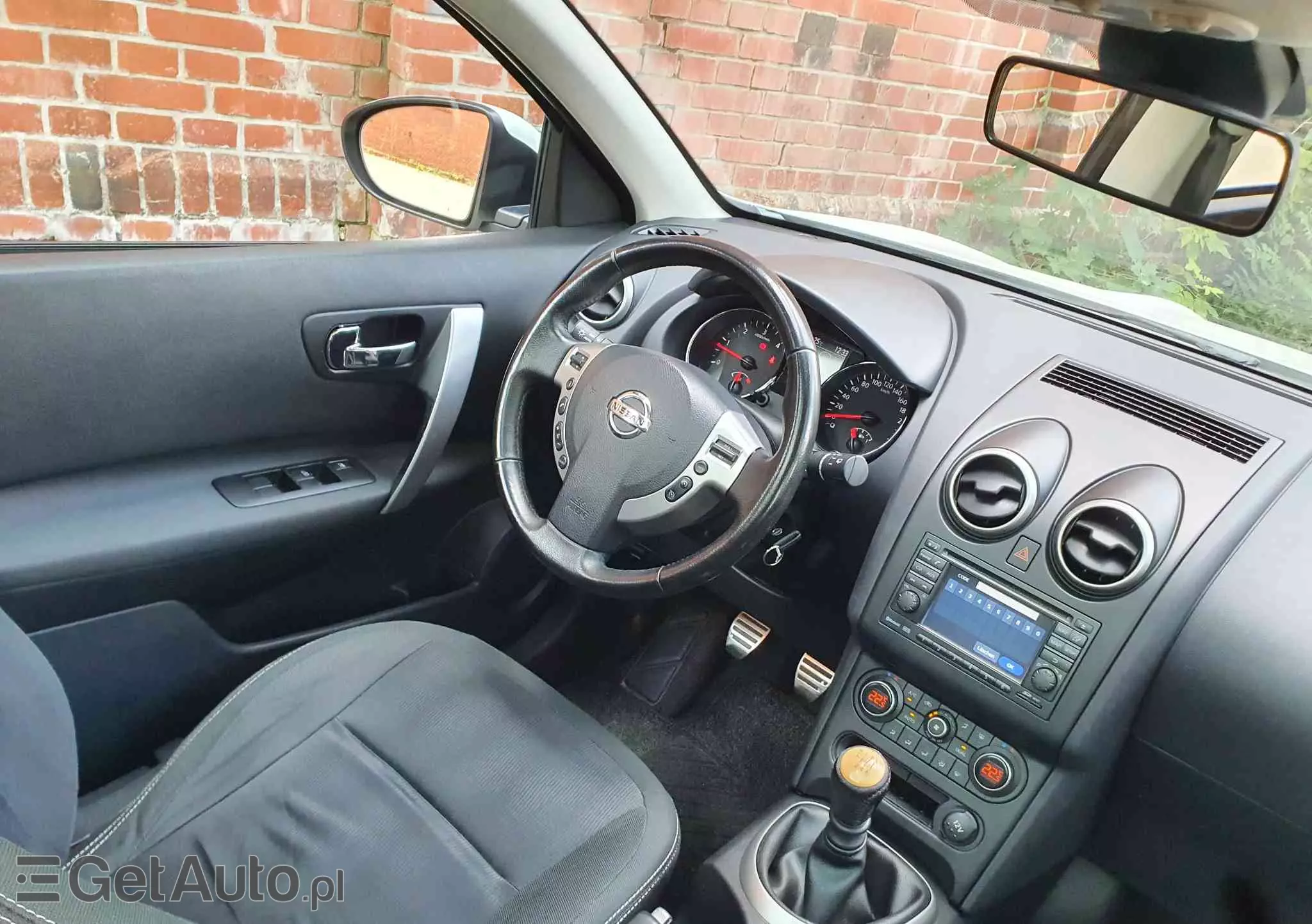 NISSAN Qashqai 2.0 dCi Visia