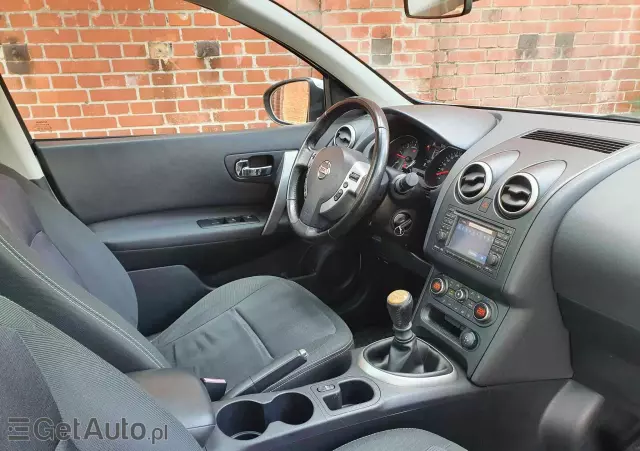 NISSAN Qashqai 2.0 dCi Visia