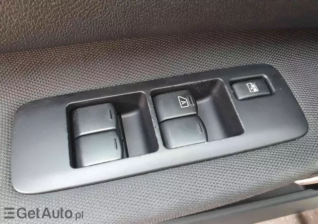 NISSAN Qashqai 2.0 dCi Visia